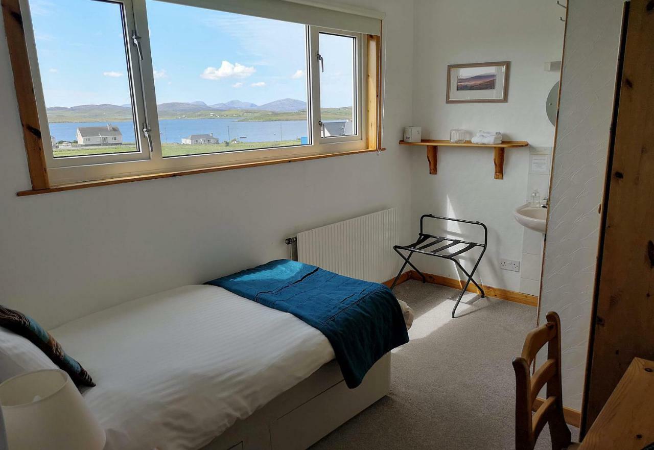 Loch Roag Guest House Breasclete 외부 사진